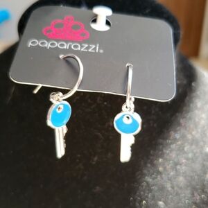 🌹#56 Paparazzi earrings